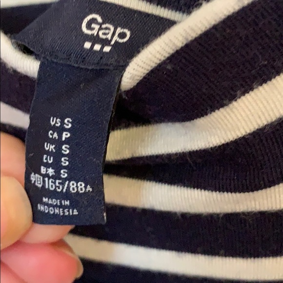 Gap skirt - Picture 2 of 2